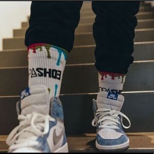 MULTI COLOR PAINT DRIPS- ATHLETIC SOCKS SIZE 7-12 UNISEX